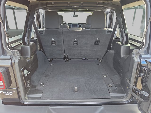 Used 2022 Jeep Wrangler Unlimited Sport image 14