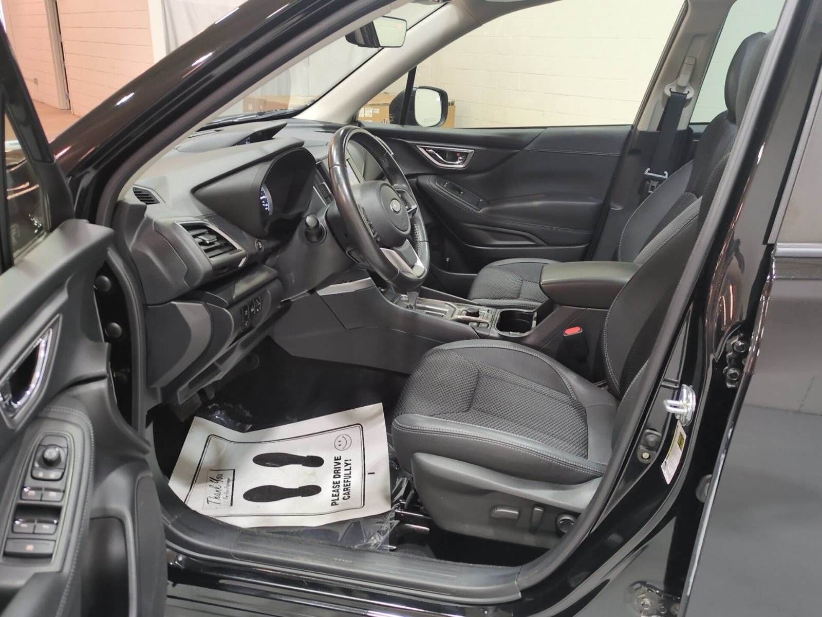 Certified 2023 Subaru Forester Premium AWD/4WD image 18