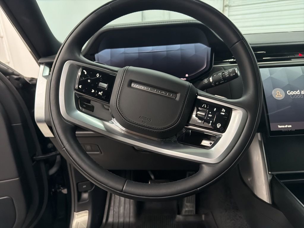 Used 2025 Land Rover Range Rover Long Wheelbase SE image 15