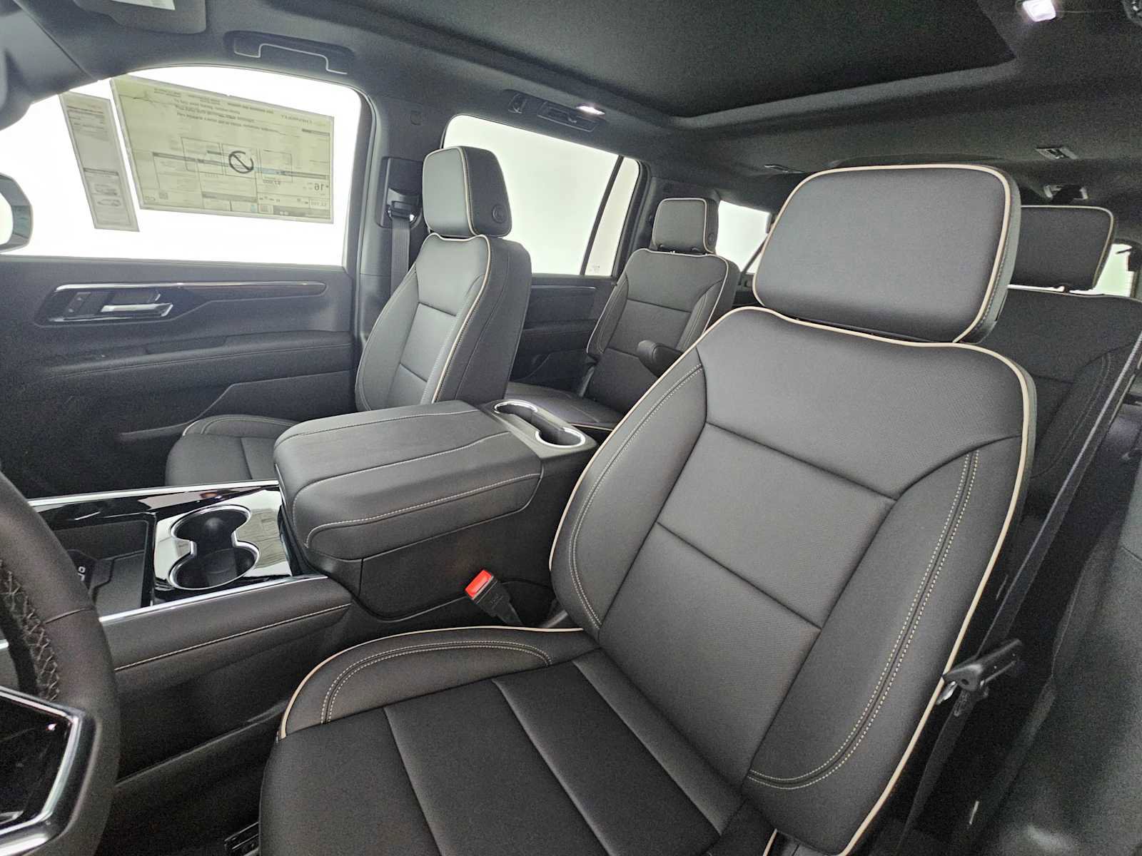 New 2026 Chevrolet Suburban Premier w/ Sun And Tow Package AWD/4WD image 23