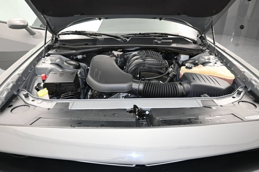 Used 2023 Dodge Challenger SXT RWD image 25