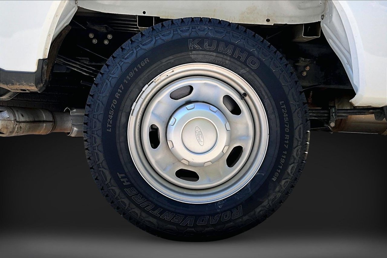 Used 2023 Ford F250 XL RWD image 34