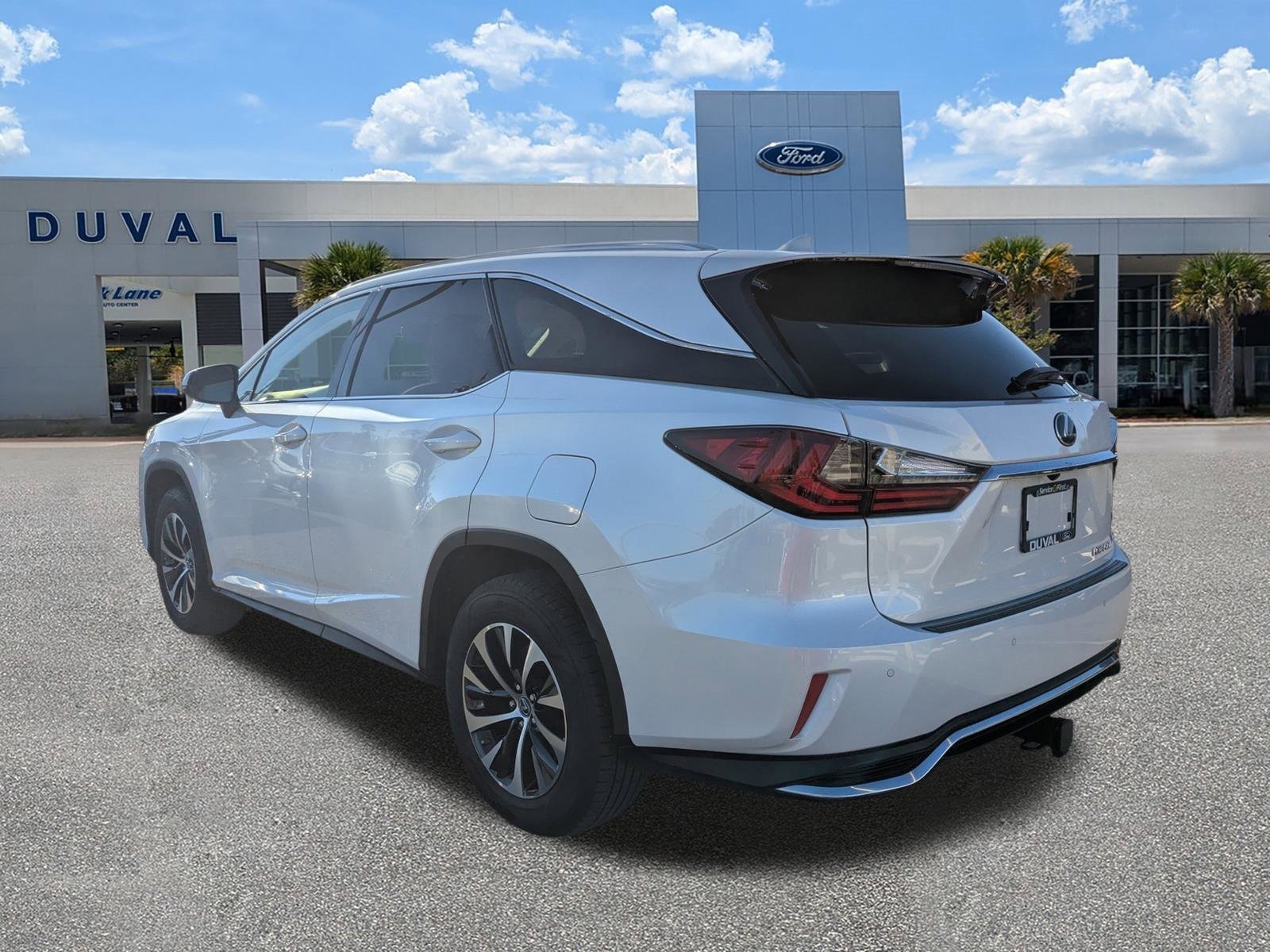 Used 2022 Lexus RX 350L Premium w/ Premium Package image 6