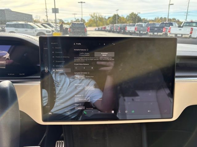 Used 2022 Tesla Model X Plaid image 18