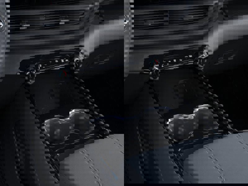 New 2025 Chevrolet Silverado EV LT AWD/4WD image 30