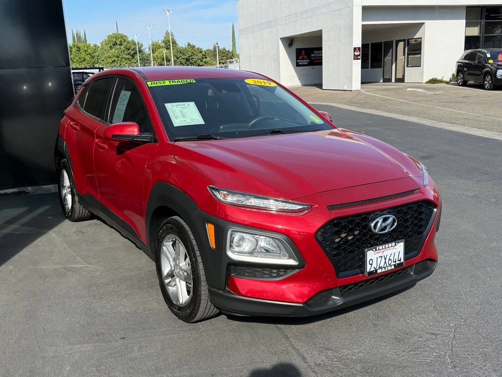 Used 2019 Hyundai Kona SE FWD image 2