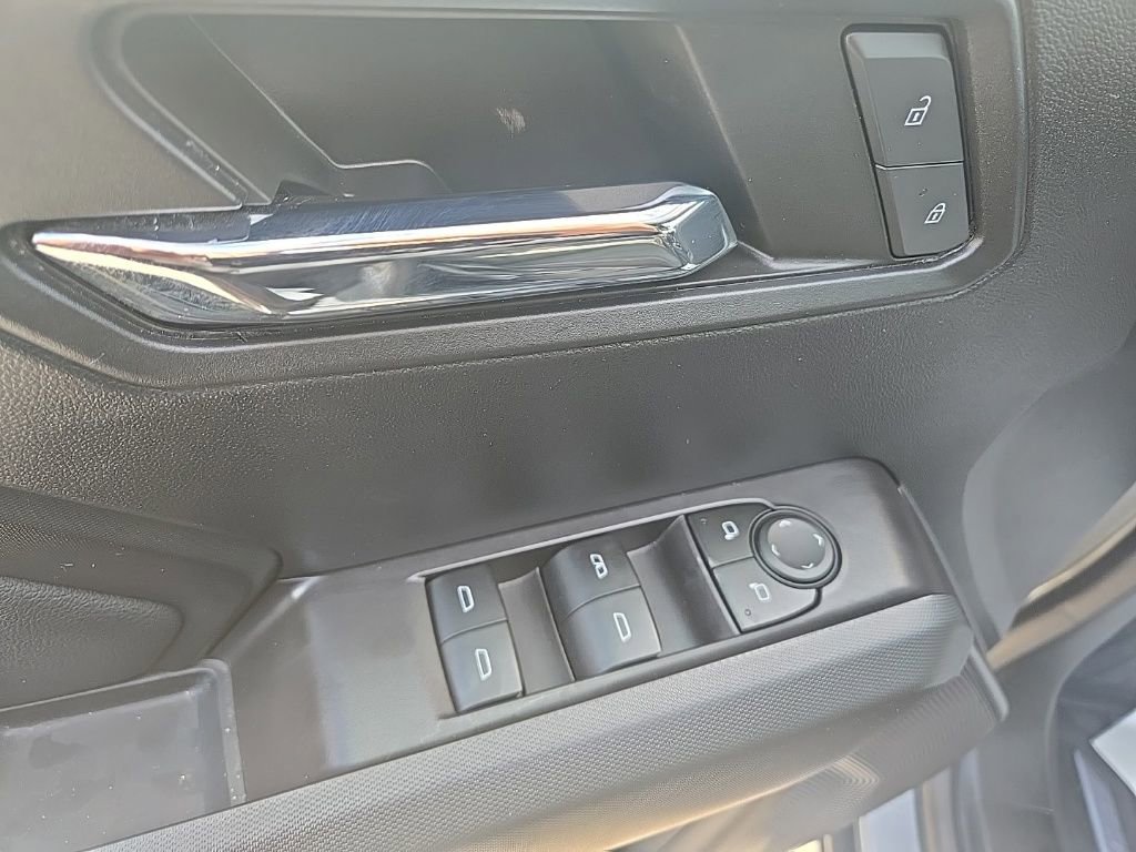 Used 2024 Chevrolet Colorado LT w/ LT Convenience Package image 15