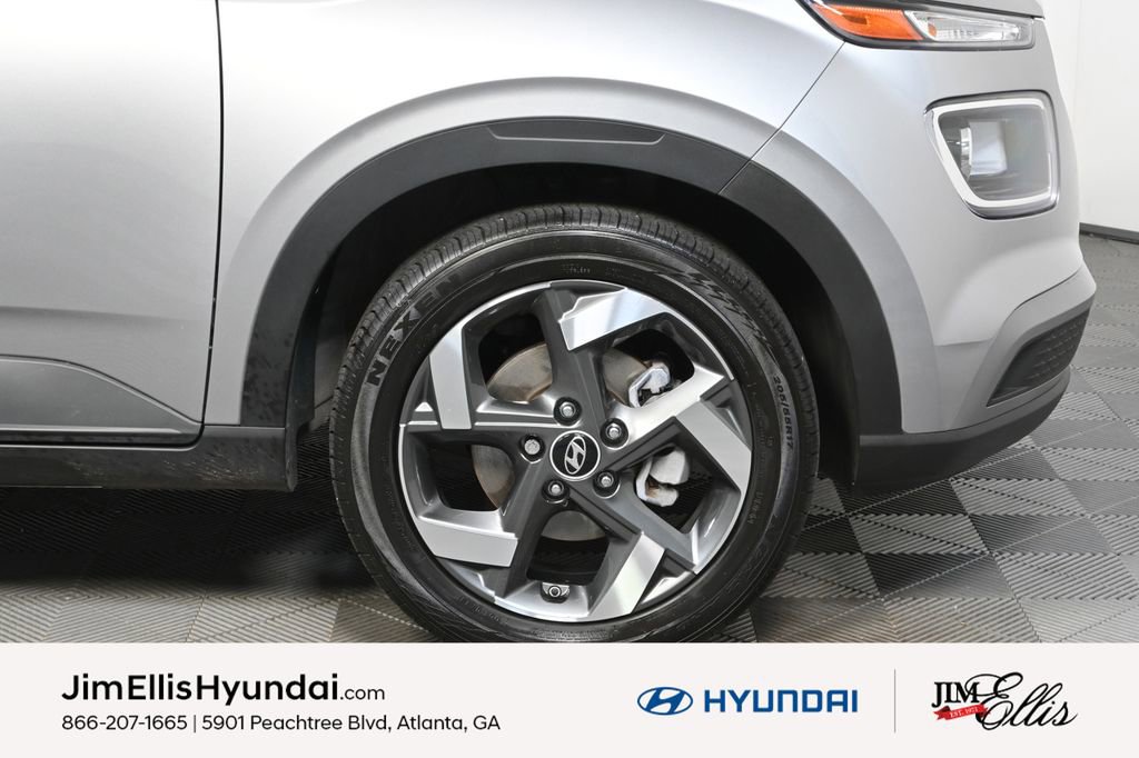 Certified 2023 Hyundai Venue SEL image 36