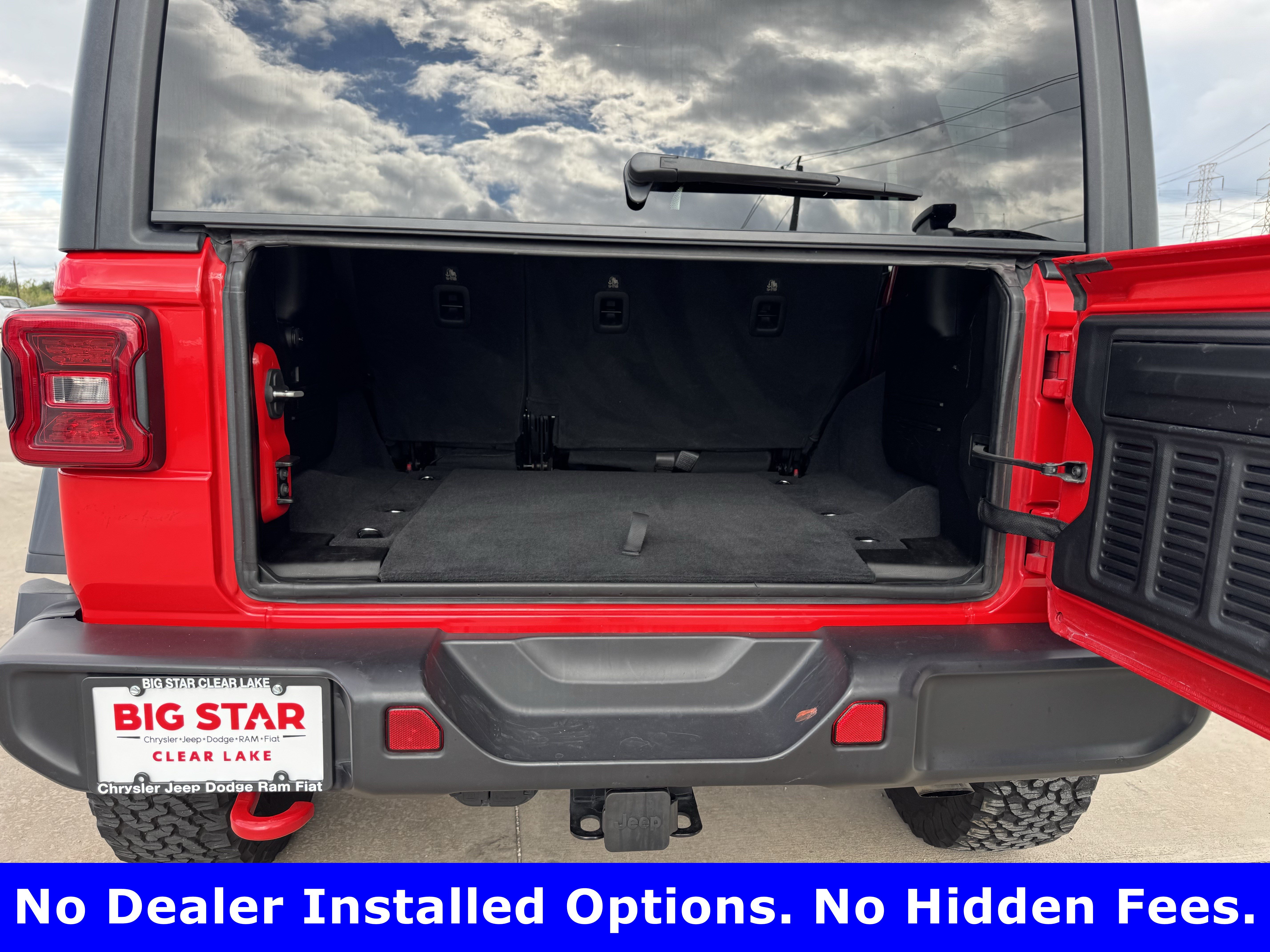 Used 2025 Jeep Wrangler Unlimited Rubicon w/ Convenience Group AWD/4WD image 25
