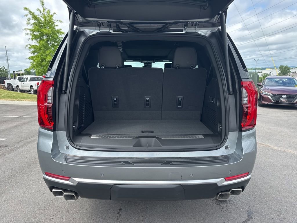 New 2026 GMC Yukon Denali w/ Denali Reserve Package AWD/4WD image 35