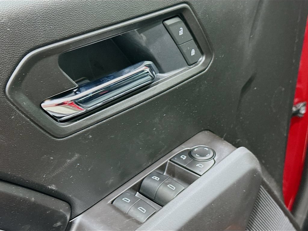 Used 2025 GMC Canyon Elevation w/ Convenience Package RWD image 18