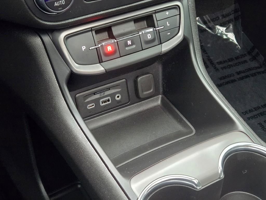 Used 2024 GMC Terrain AT4 w/ Infotainment Package II image 31