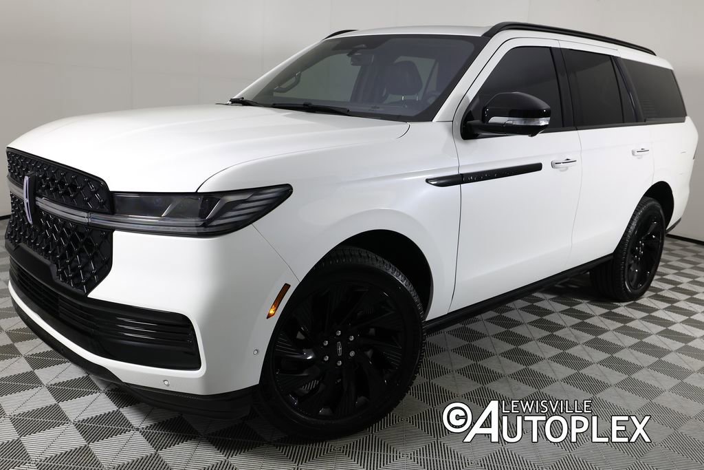 Used 2025 Lincoln Navigator Reserve w/ Jet Appearance Package