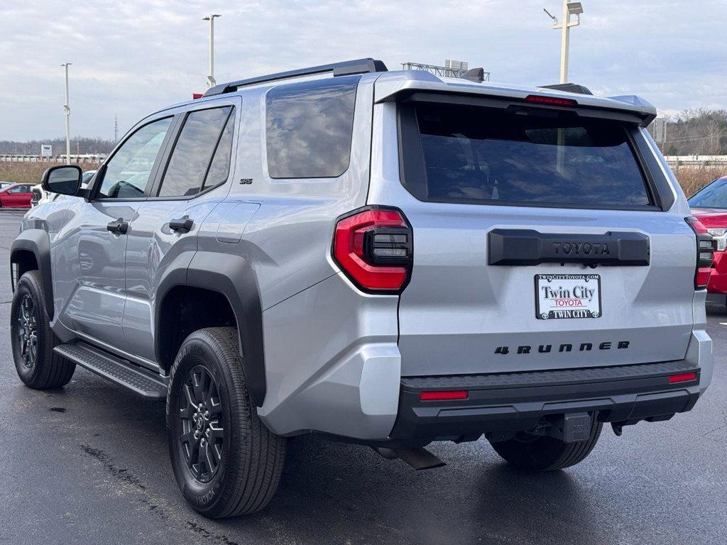 Certified 2025 Toyota 4Runner SR5 image 7