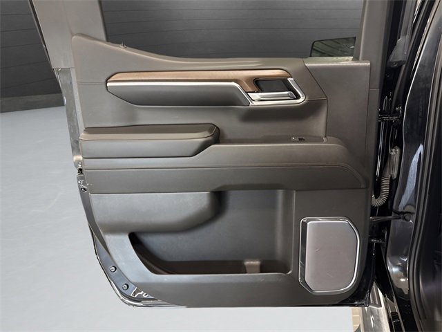 Used 2024 Chevrolet Silverado 1500 High Country w/ Technology Package image 28