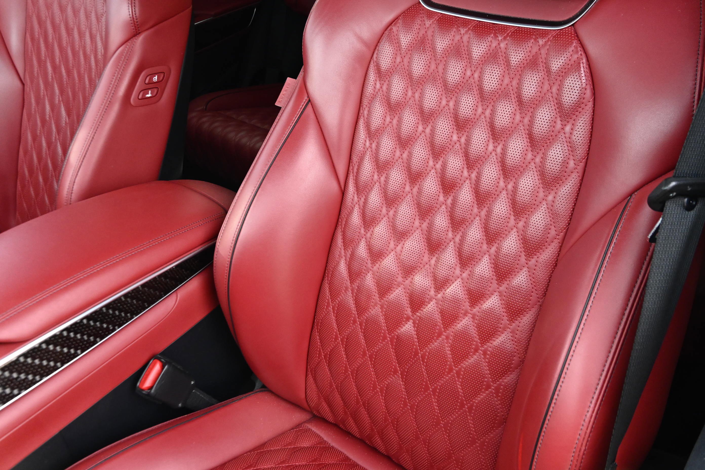 Used 2024 Genesis GV70 3.5T Sport w/ Sport Prestige Package image 10