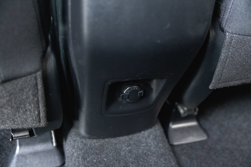 Used 2018 Toyota RAV4 XLE w/ All Weather Liner Package FWD image 30