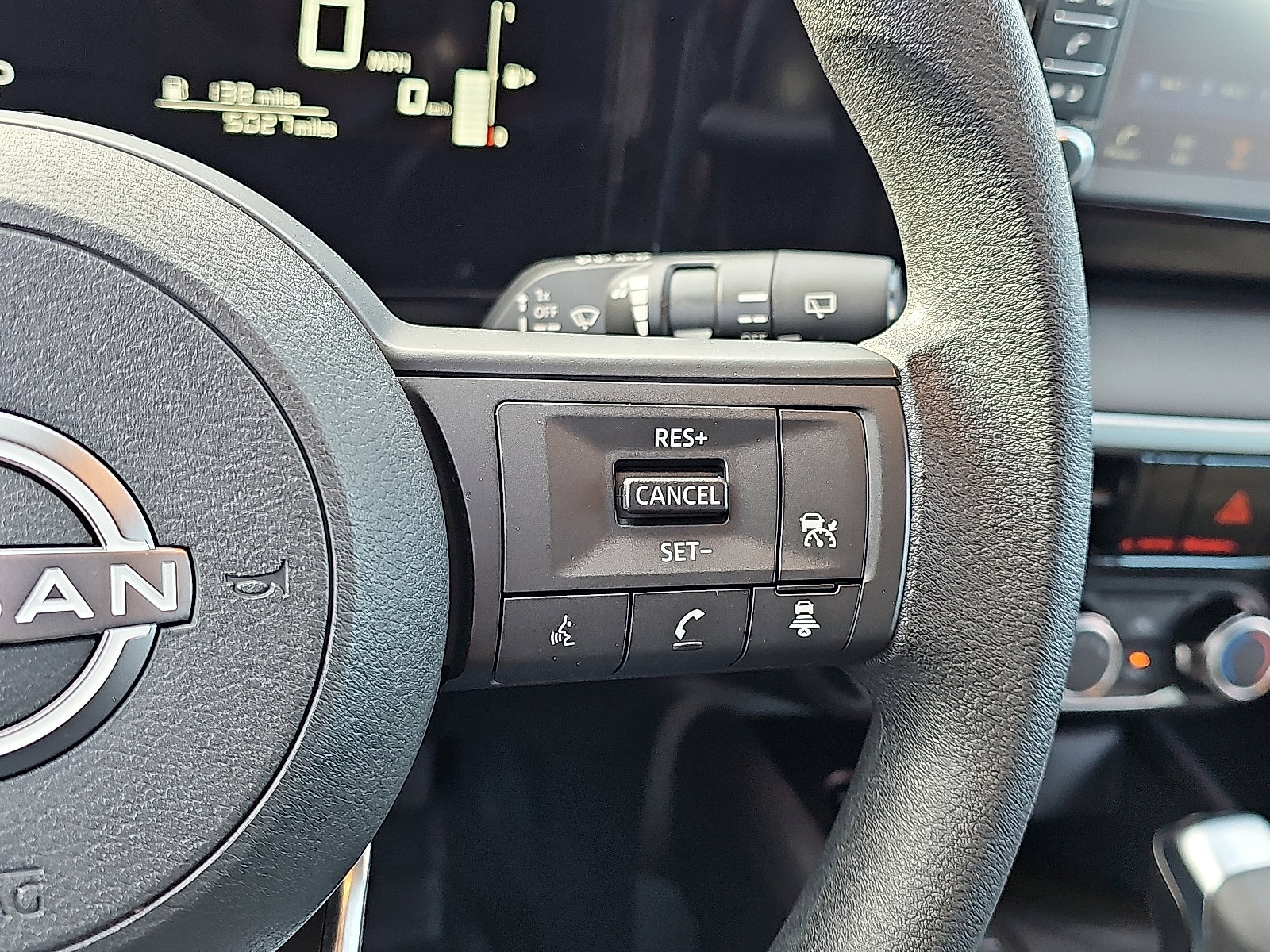 Certified 2025 Nissan Kicks S image 21