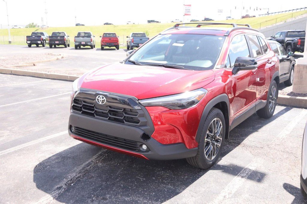 New 2026 Toyota Corolla Cross XLE AWD/4WD image 4