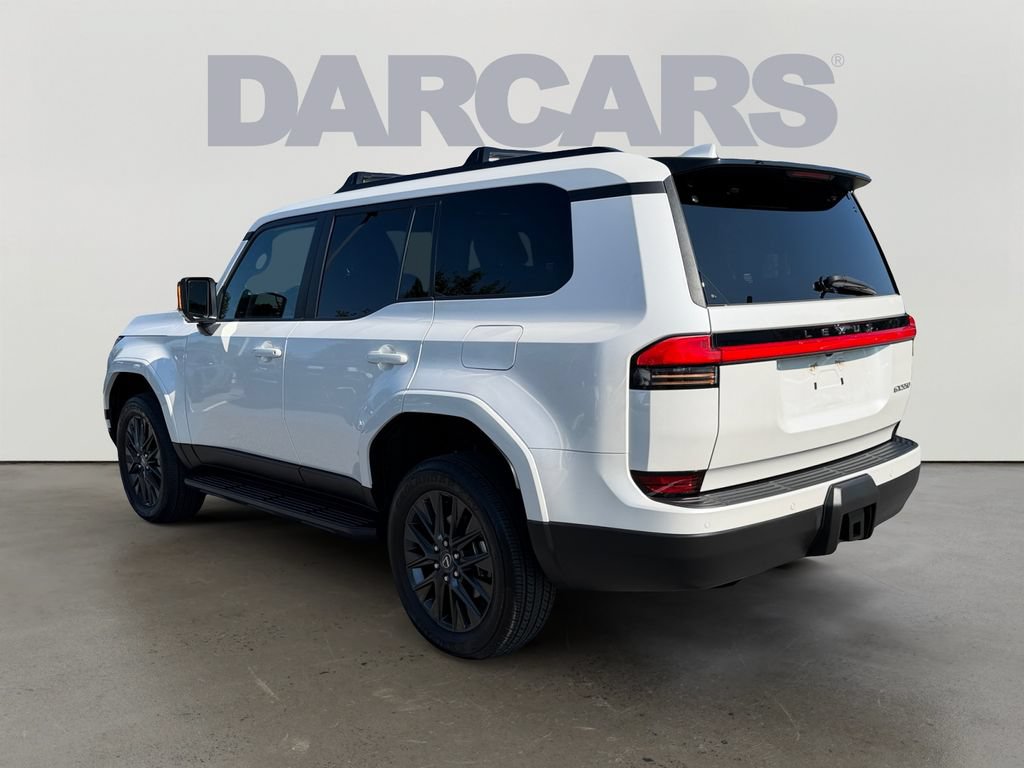 Used 2024 Lexus GX 550 w/ Cold Area Package AWD/4WD image 4
