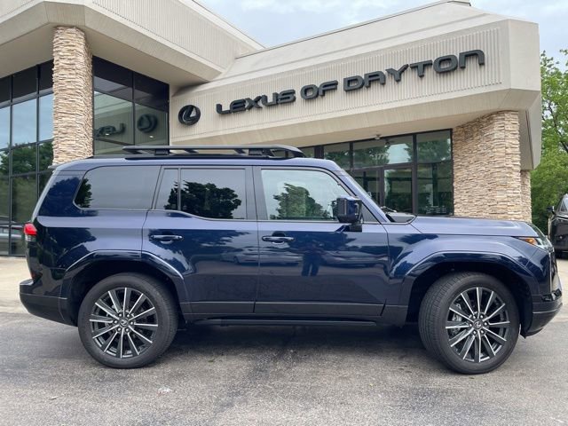 Used 2024 Lexus GX 550 w/ Accessory Package (31) AWD/4WD image 2