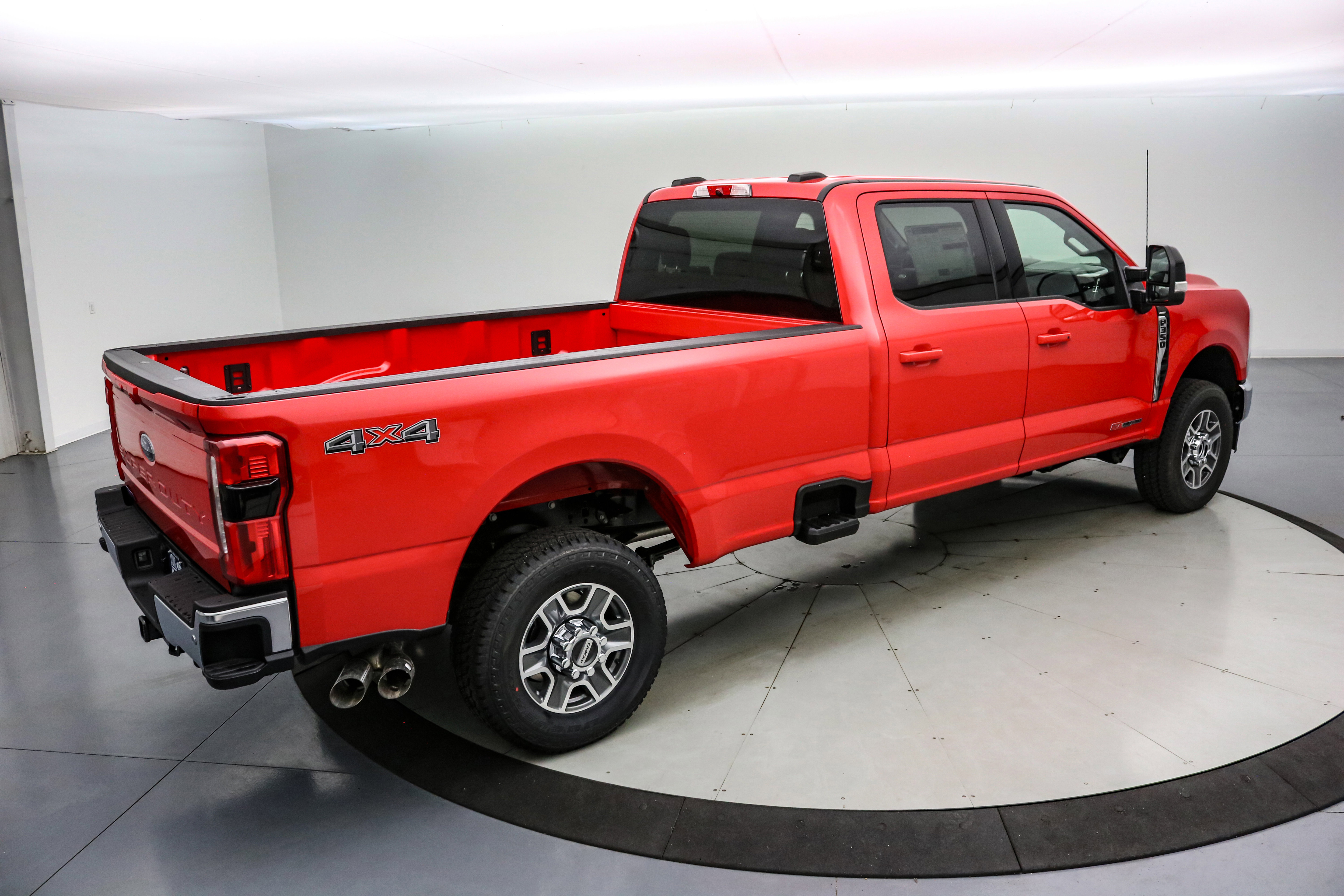 New 2026 Ford F350 Lariat image 4