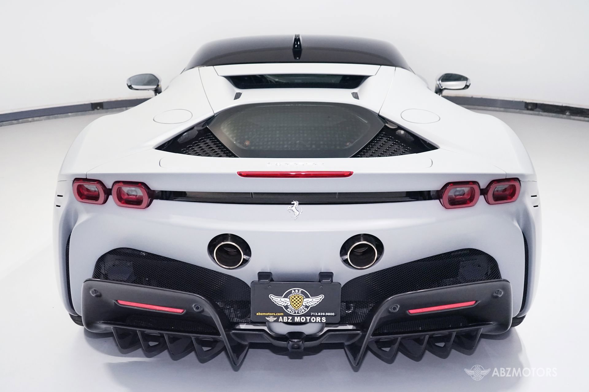 Used 2022 Ferrari SF90 Stradale image 7