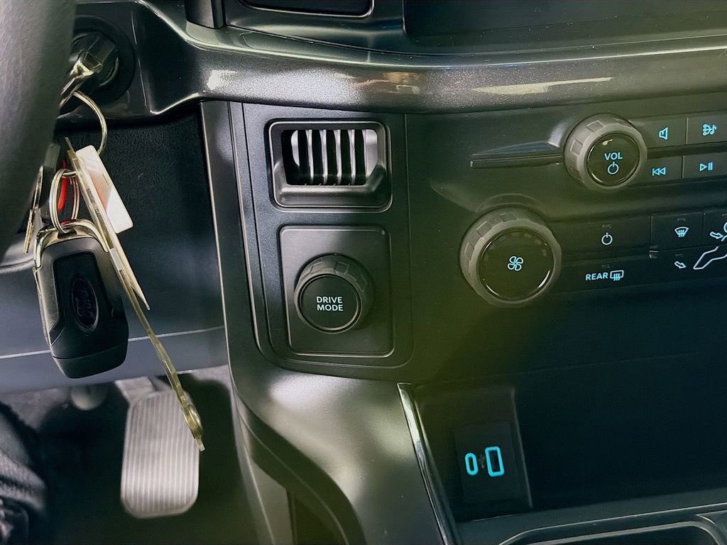 Used 2024 Ford F150 STX image 33