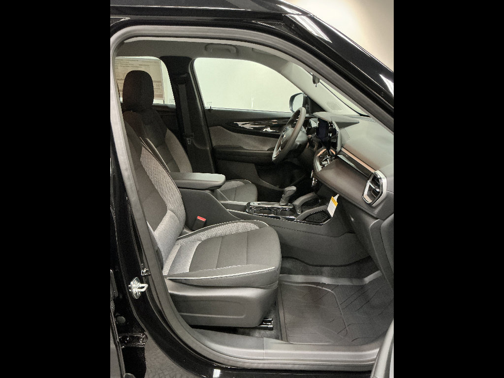 New 2026 Chevrolet TrailBlazer LT FWD image 22