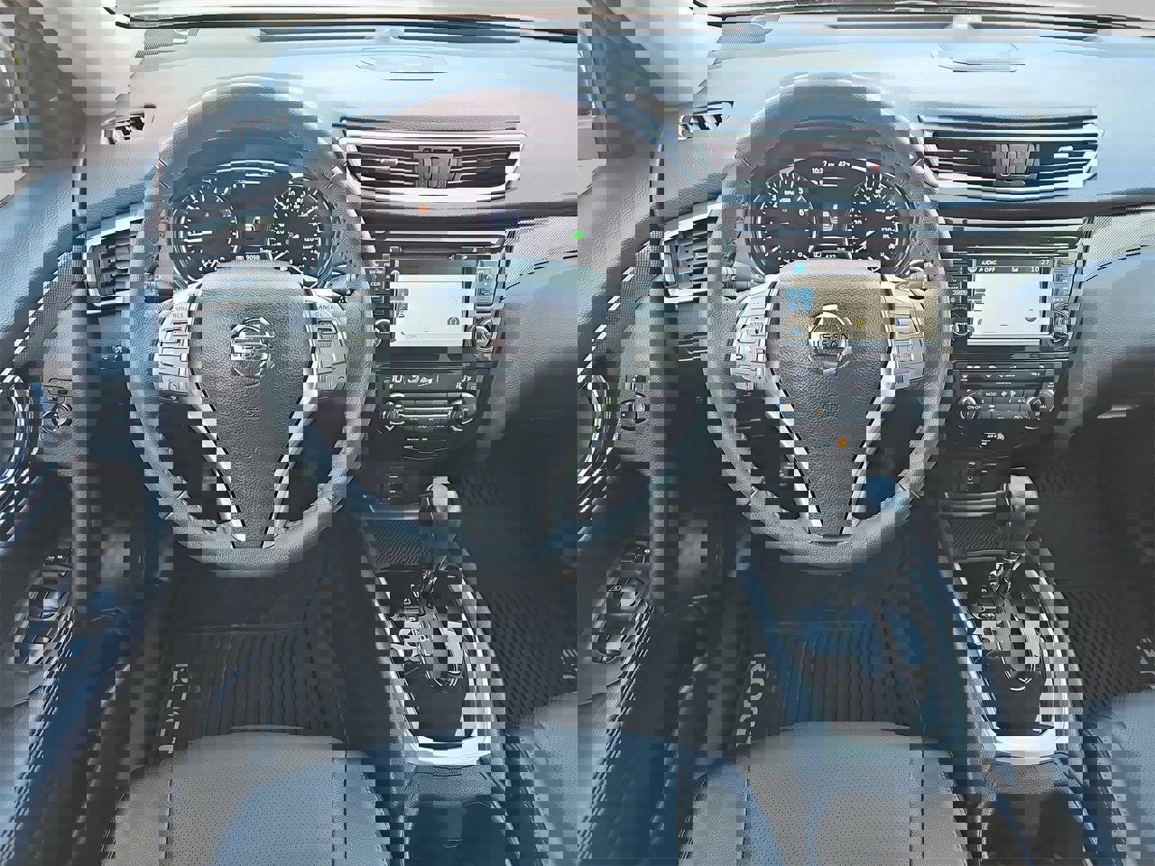 Used 2016 Nissan Rogue SL w/ SL Premium Package image 16