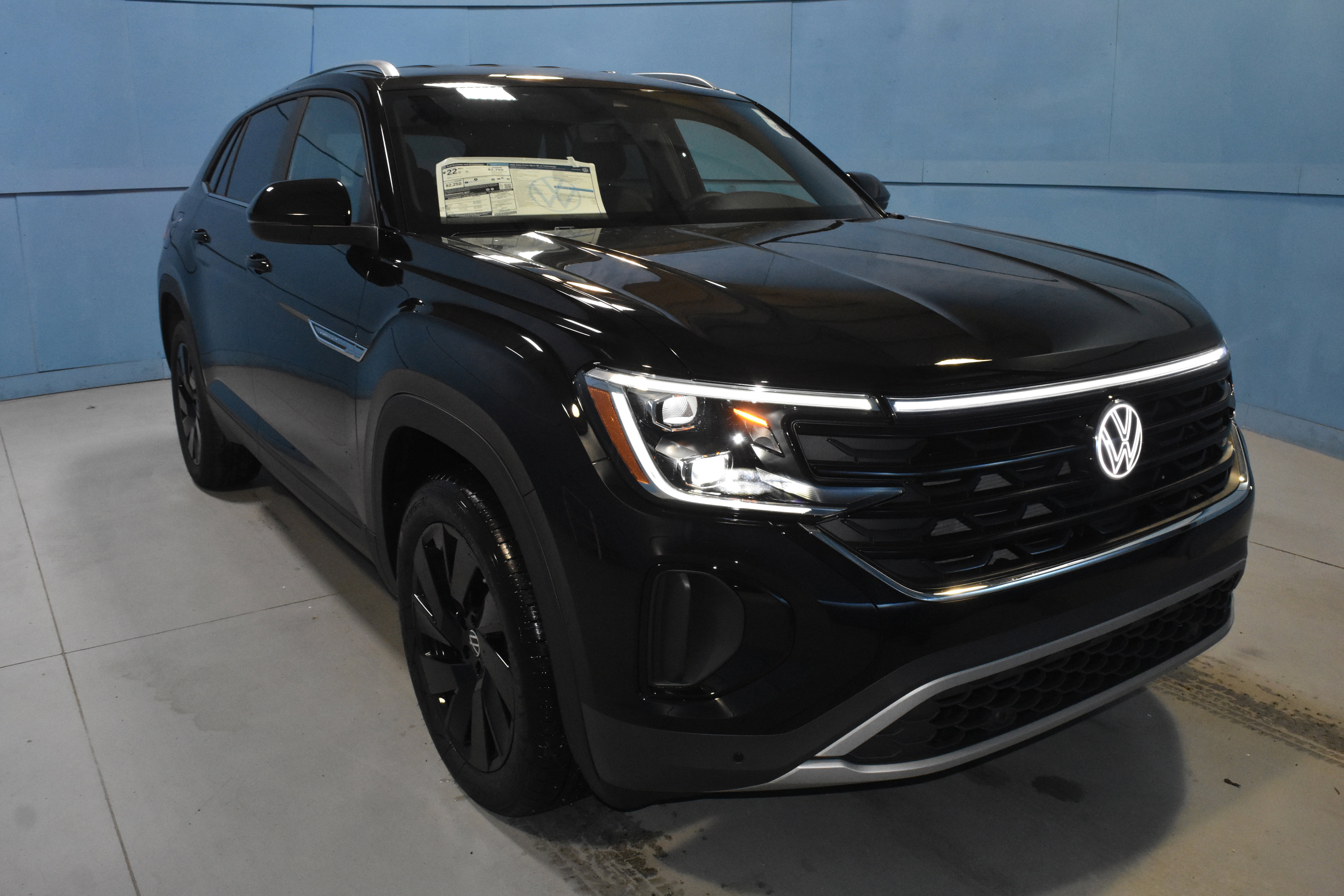 New 2026 Volkswagen Atlas Cross Sport SE AWD/4WD image 1