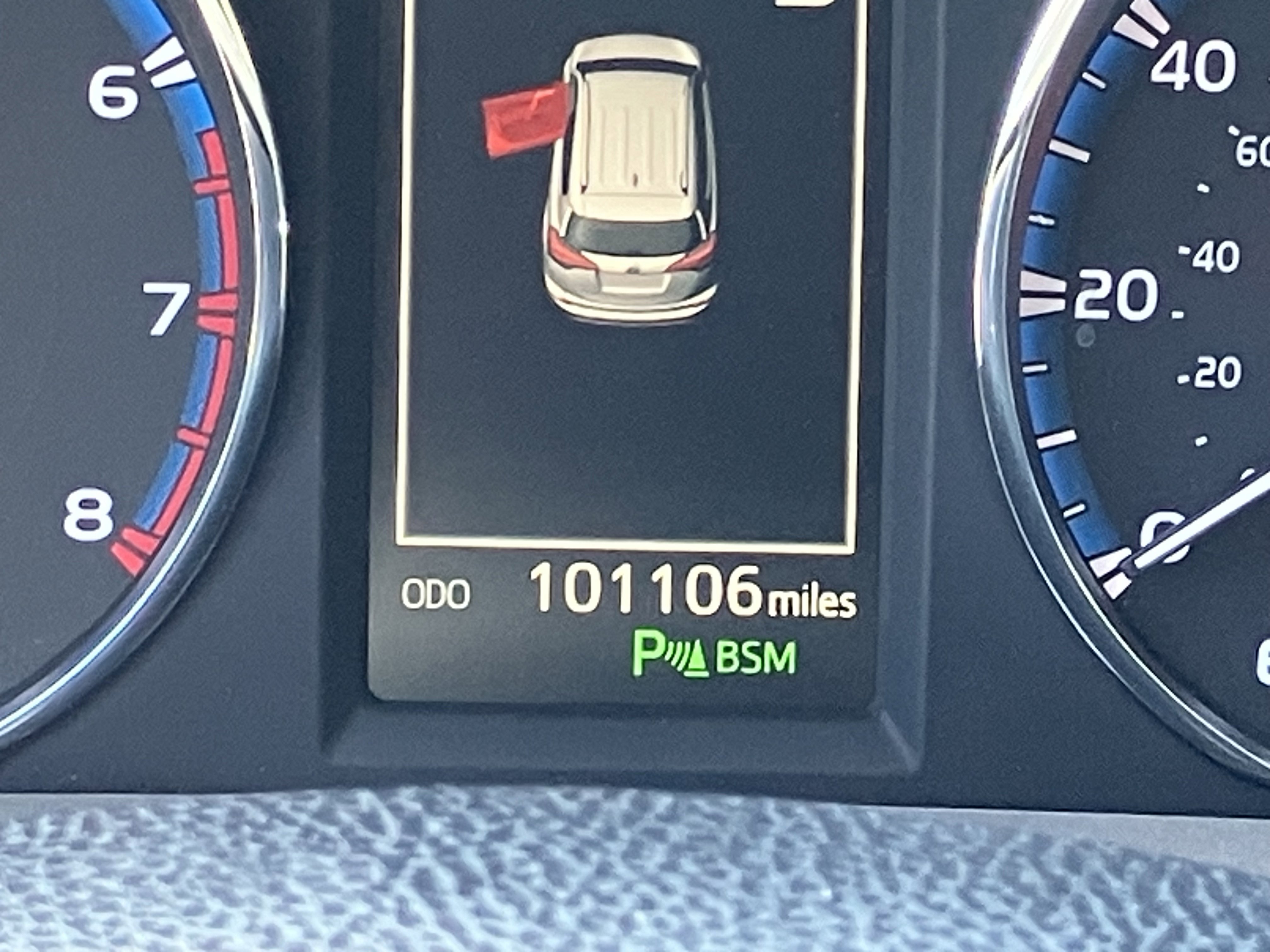 Used 2016 Toyota RAV4 Limited FWD image 23