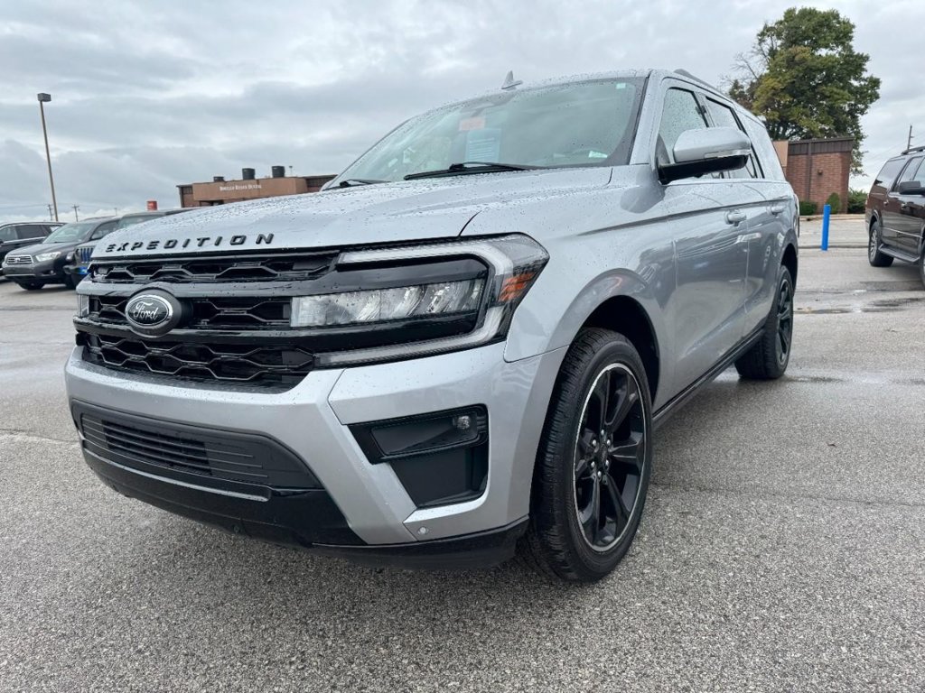 Certified 2024 Ford Expedition Limited AWD/4WD image 8
