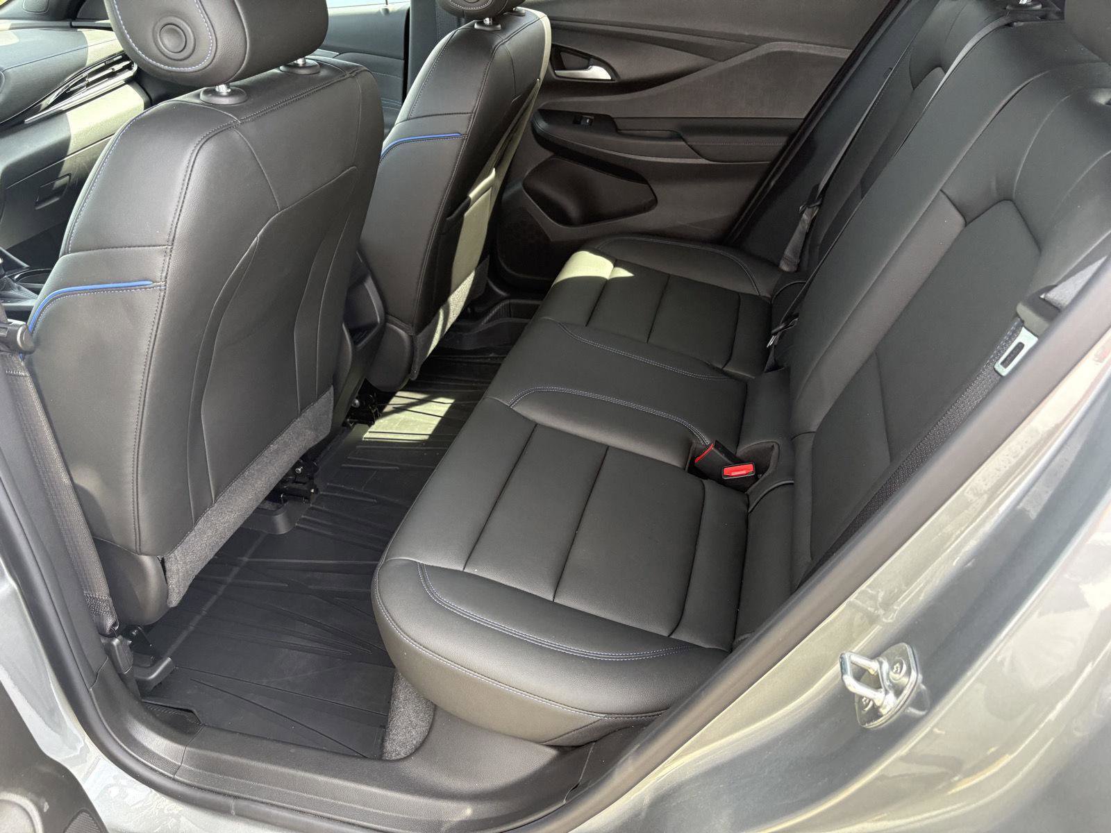 Used 2024 Buick Envista Sport Touring w/ Convenience I Package image 15