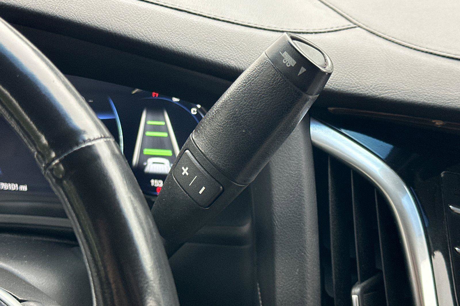 Used 2019 Cadillac Escalade Luxury image 24