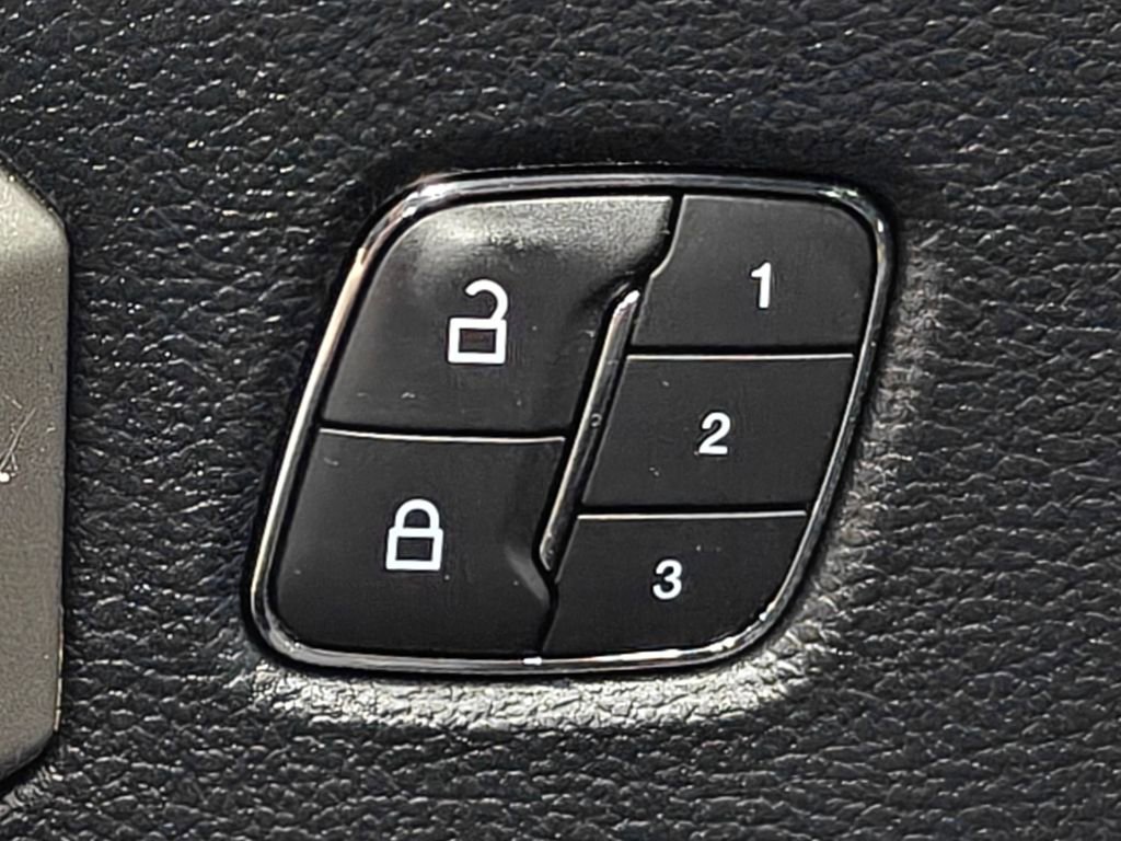 Used 2019 Ford F150 Lariat image 57