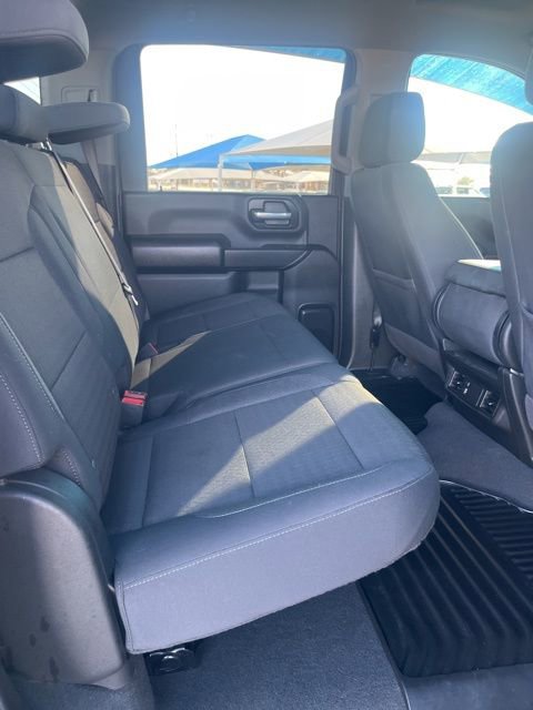 Used 2025 Chevrolet Silverado 2500 Custom w/ Custom Convenience Package image 9