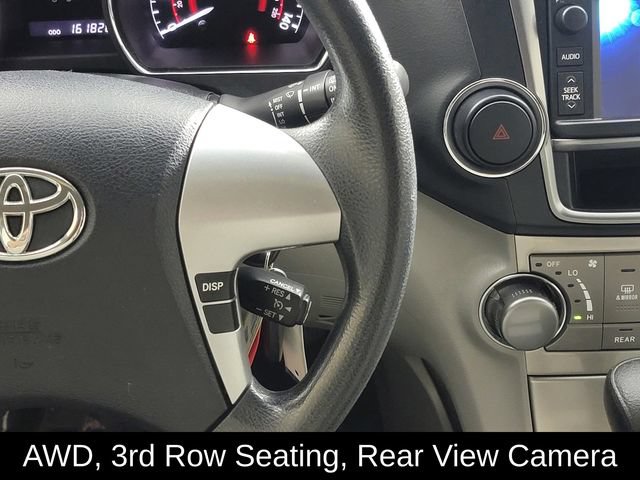 Used 2013 Toyota Highlander Plus AWD/4WD image 27