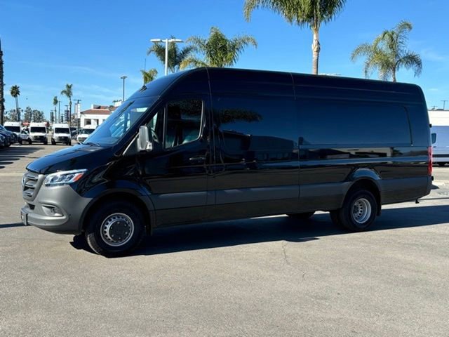 Used 2024 Mercedes-Benz Sprinter 3500 image 7