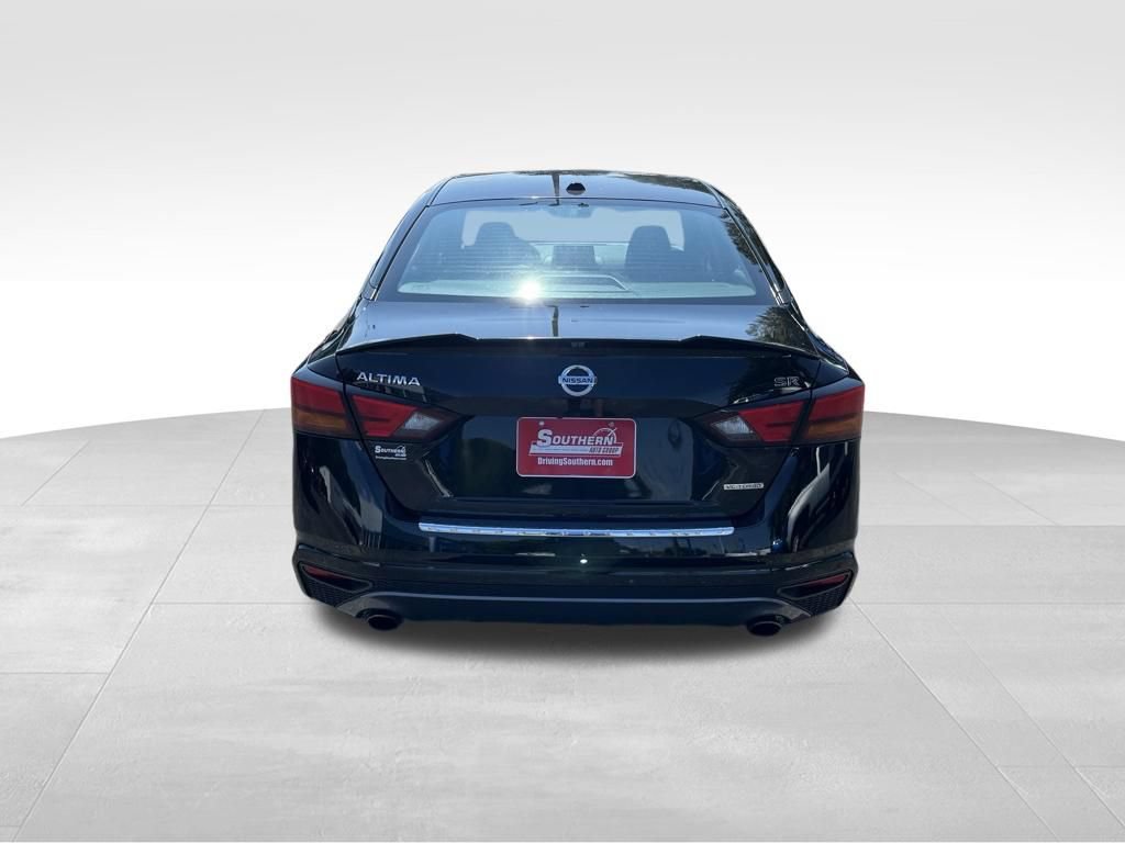 Used 2022 Nissan Altima 2.0 SR FWD image 32