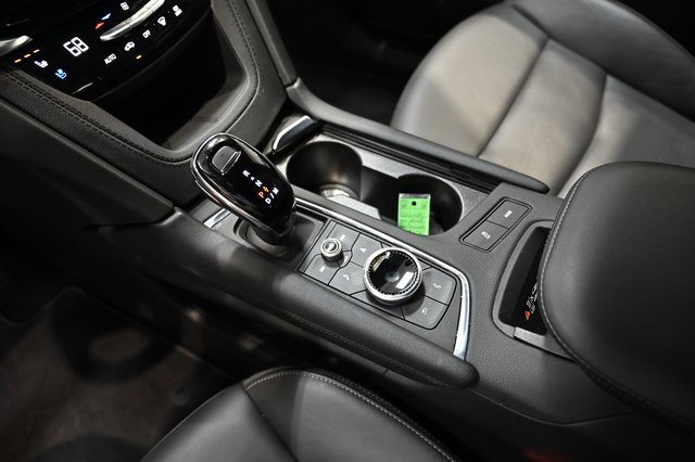 Used 2025 Cadillac XT6 Premium Luxury image 20