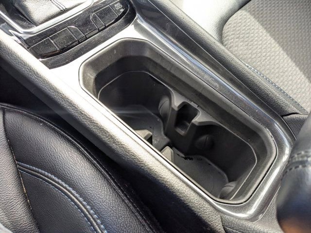 Used 2025 Jeep Compass Latitude image 21