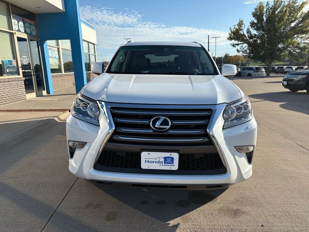 Used 2017 Lexus GX 460 Premium w/ Premium Package image 2