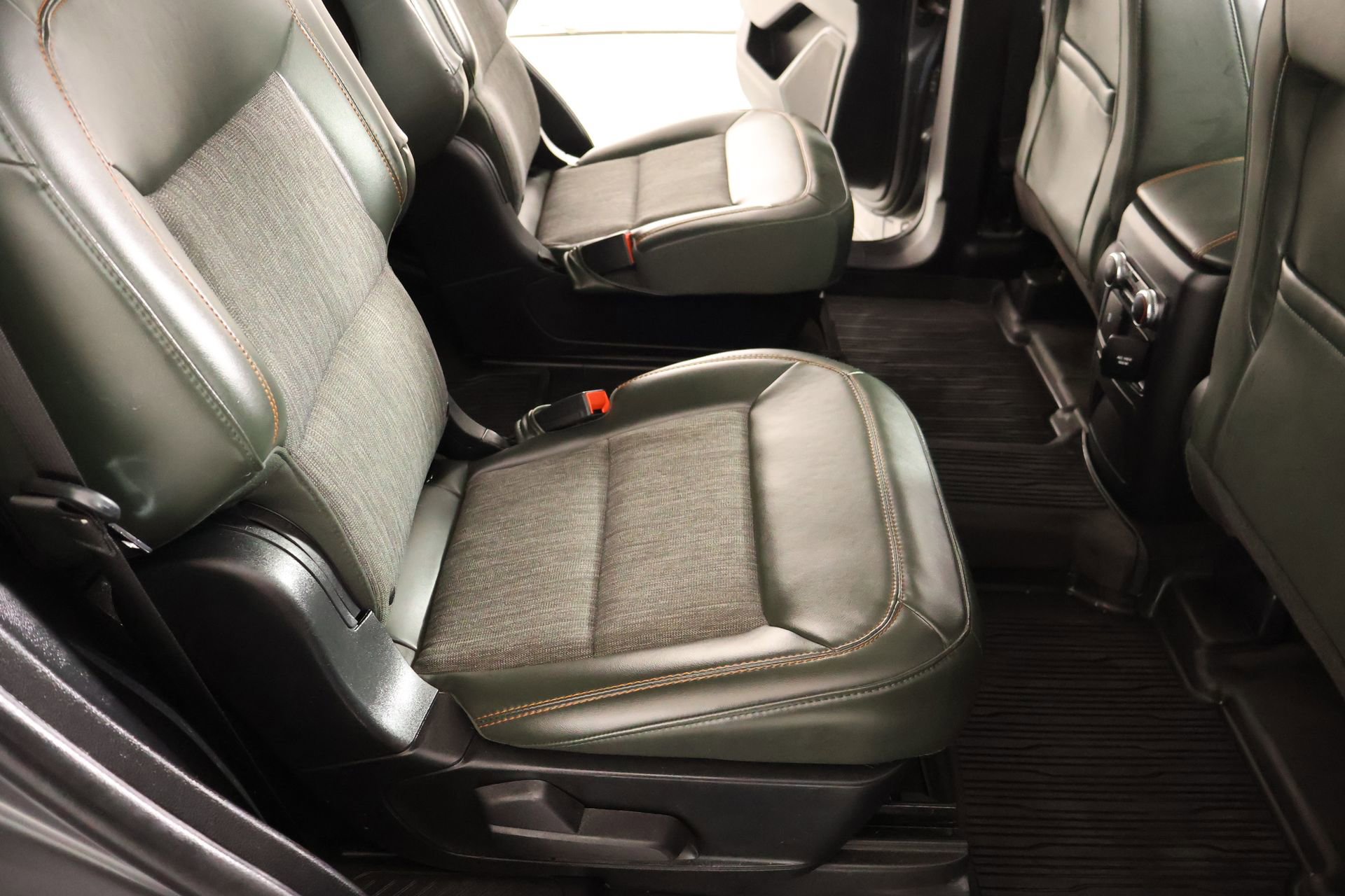 Used 2022 Ford Explorer Timberline w/ Timberline Technology Package image 16