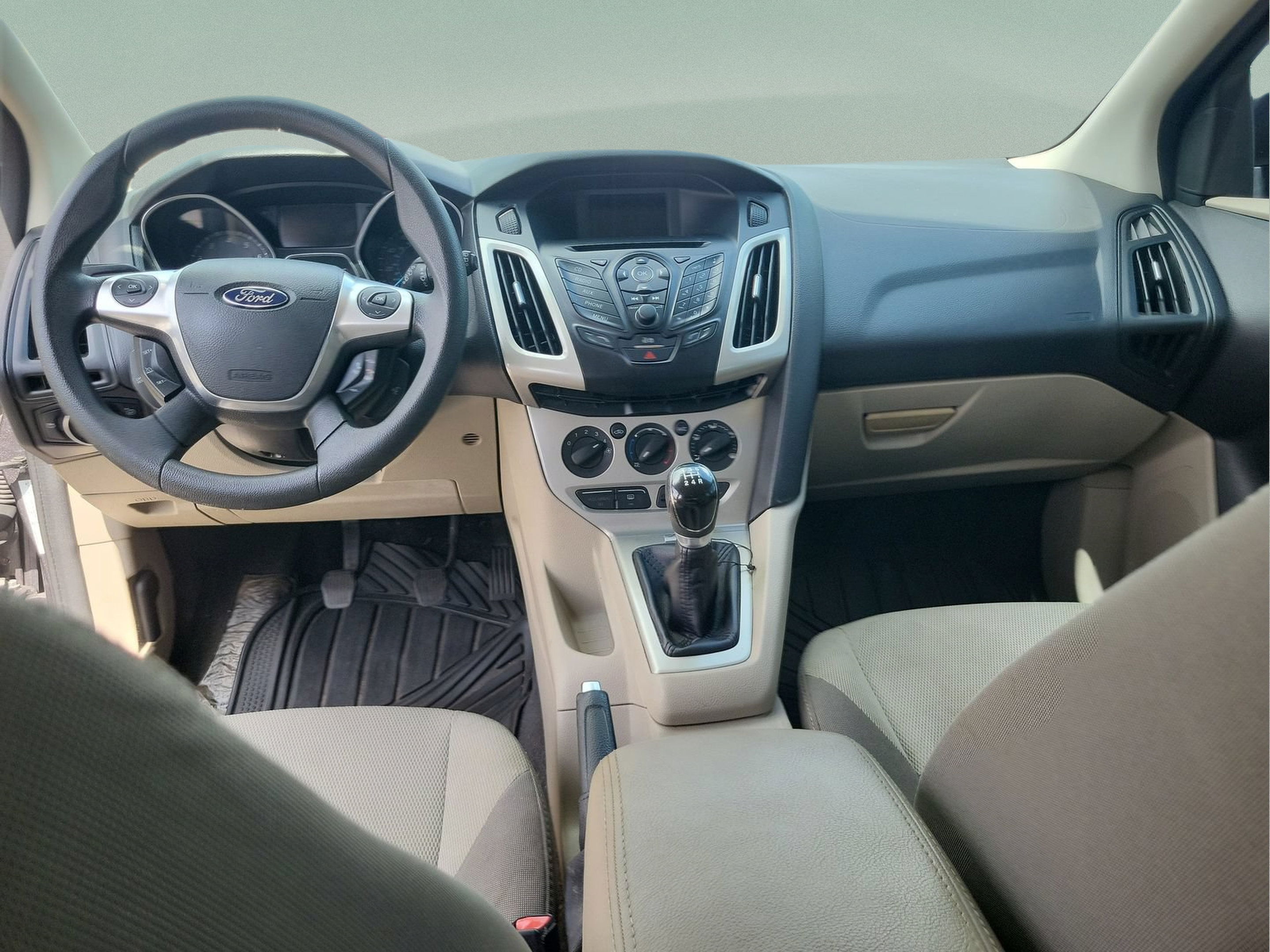 Used 2013 Ford Focus SE w/ Interior Protection Pkg FWD image 23