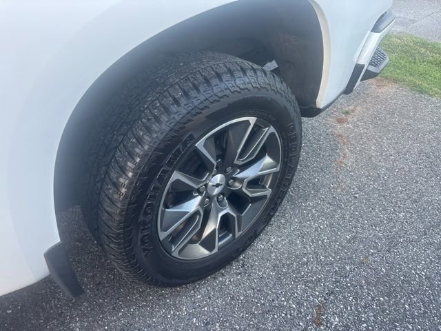 Used 2017 Nissan Pathfinder SV AWD/4WD image 42