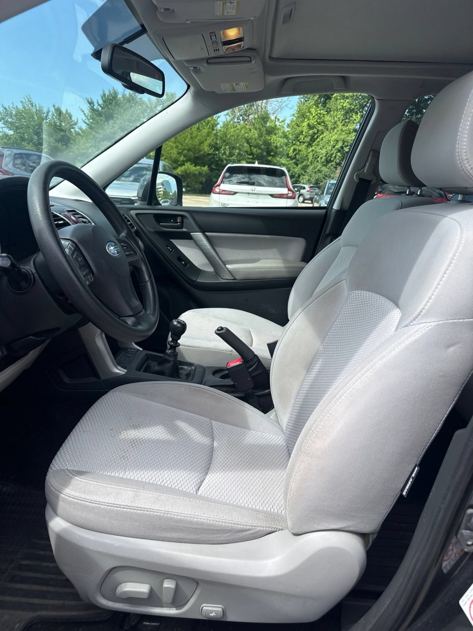 Used 2016 Subaru Forester 2.5i Premium AWD/4WD image 4