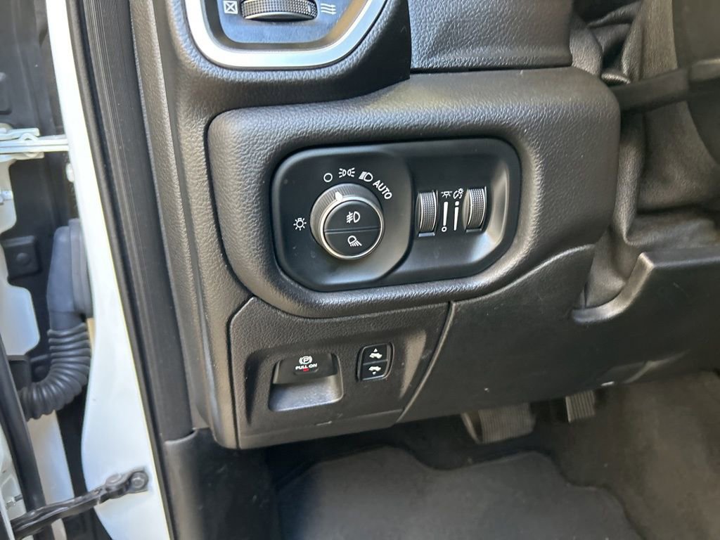 Used 2019 RAM 1500 Big Horn image 38