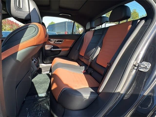 New 2026 Mercedes-Benz C 300 4MATIC Sedan image 12