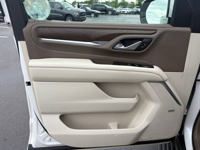 Used 2021 GMC Yukon Denali w/ Denali Premium Package AWD/4WD image 19